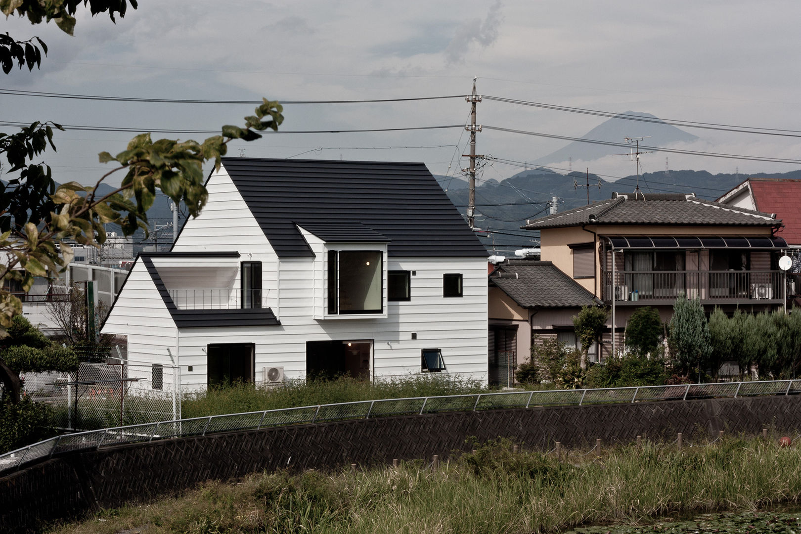 上原堤の家, 有限会社 法澤建築デザイン事務所 有限会社 法澤建築デザイン事務所