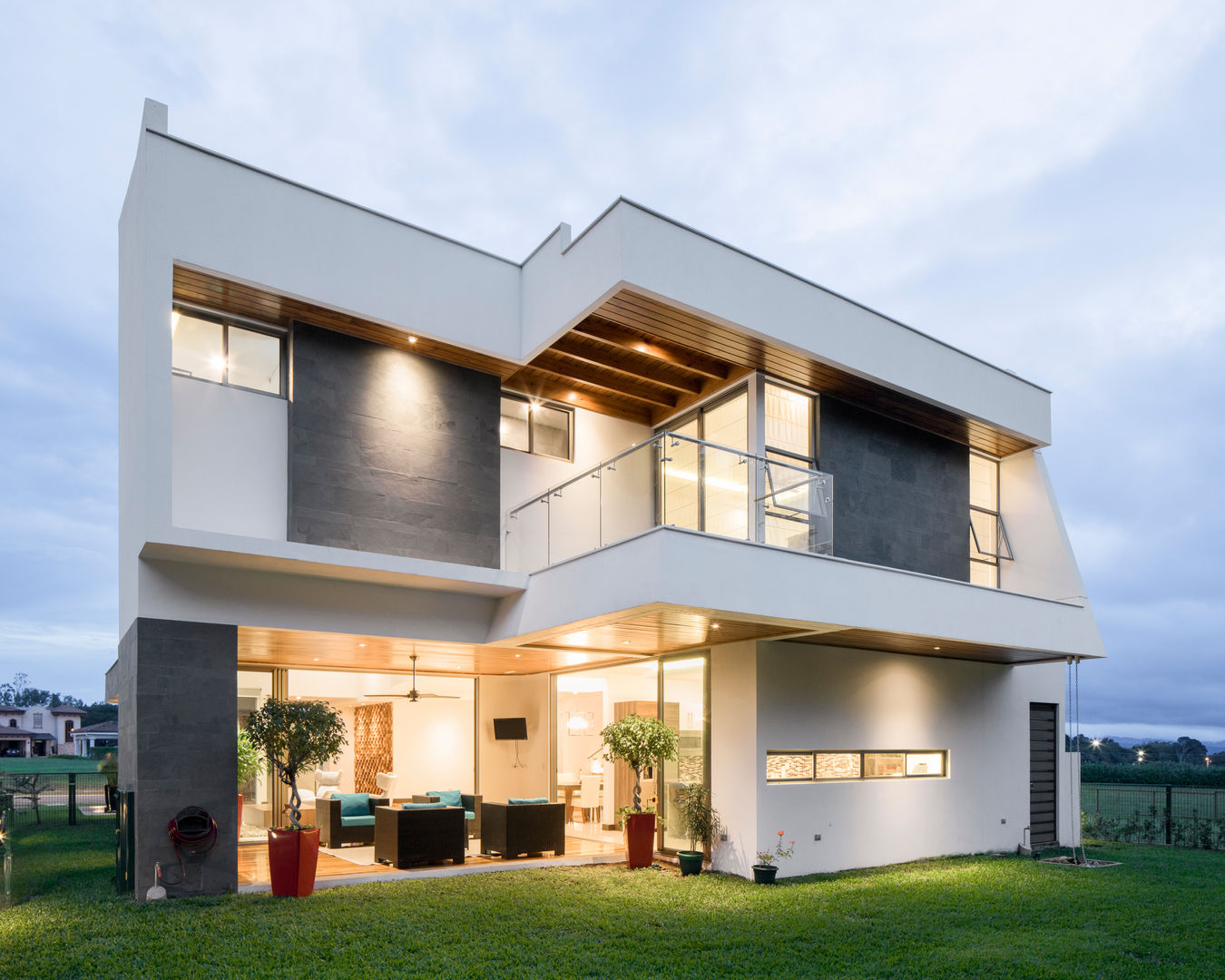 Casa L-G, J-M arquitectura J-M arquitectura Modern home Concrete