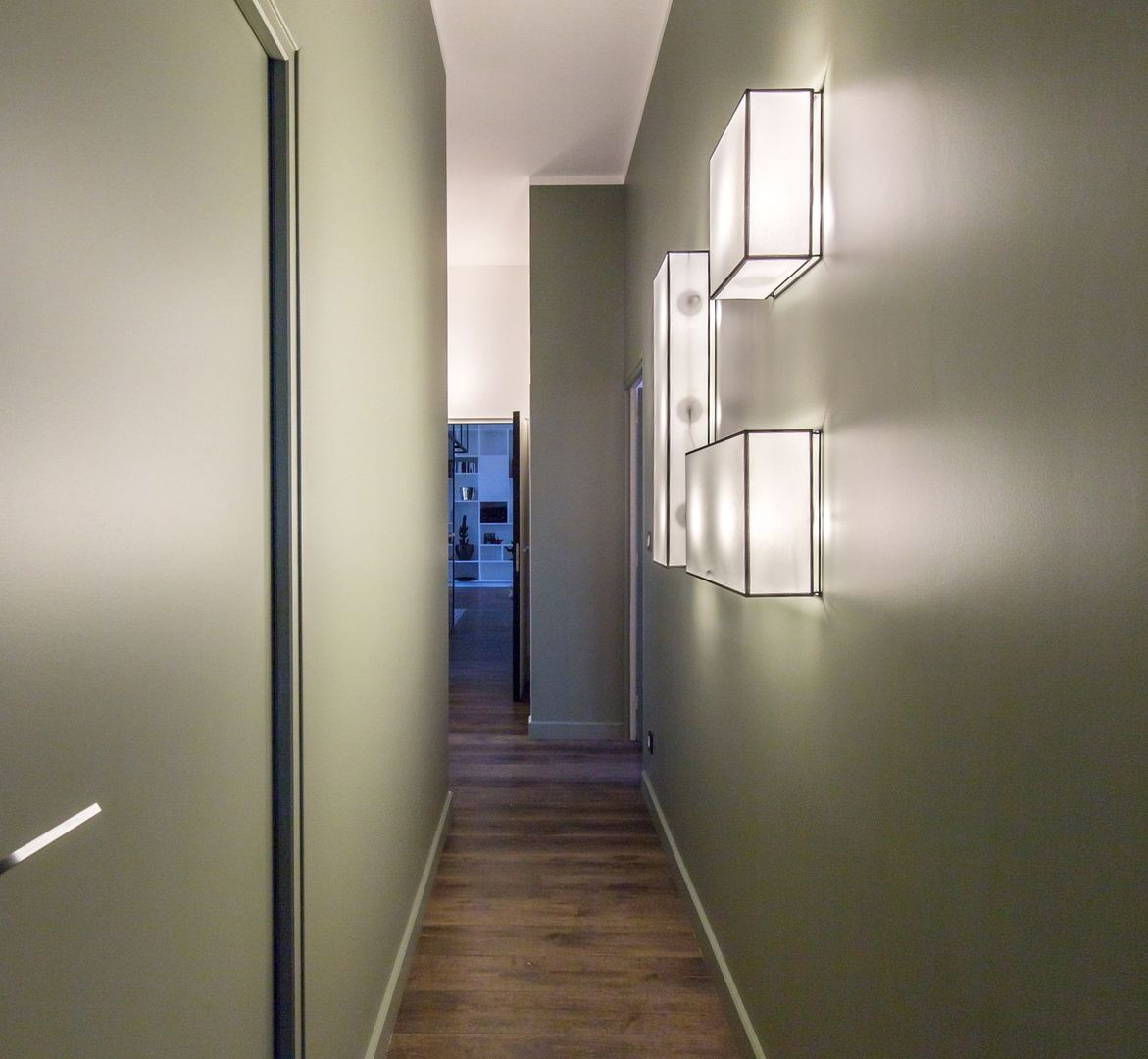 SBL, Brengues Le Pavec architectes Brengues Le Pavec architectes Minimalist corridor, hallway & stairs