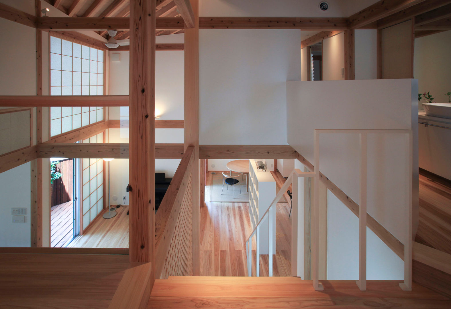 kitadoi house, 髙岡建築研究室 髙岡建築研究室 Asian style corridor, hallway & stairs