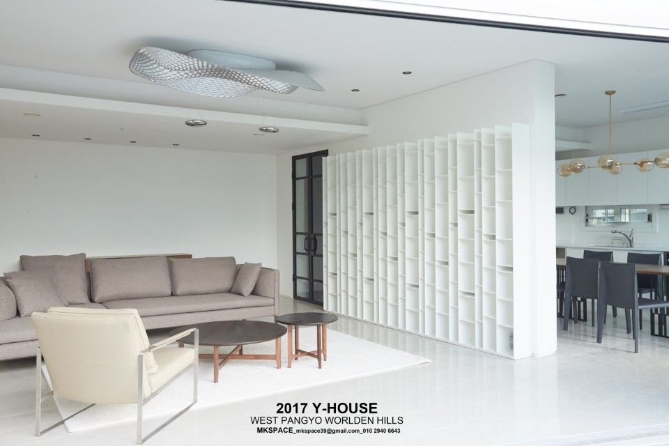 가구와 공간을 같이 계획한 인테리어, 건축일상 건축일상 Modern living room