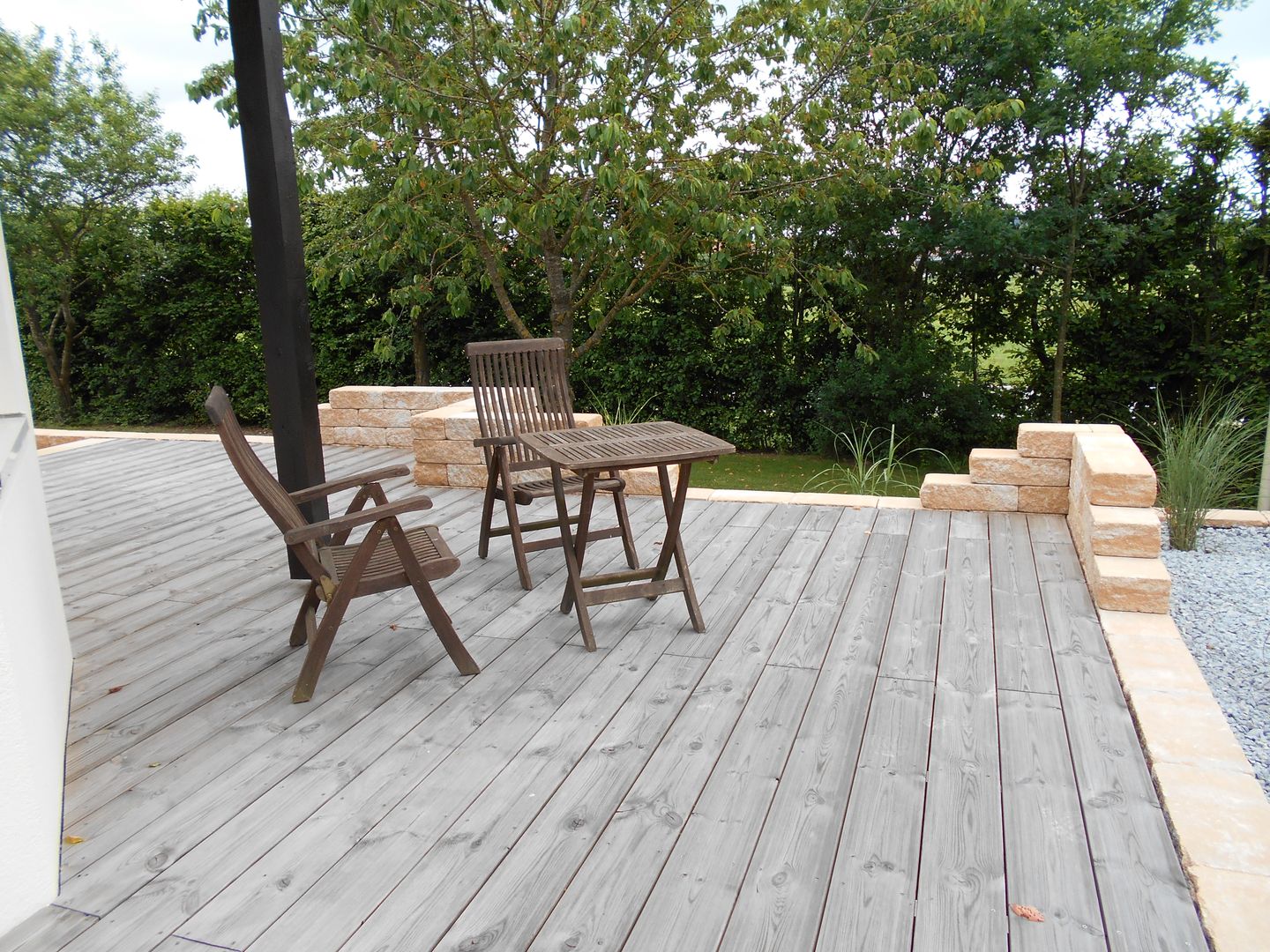 Holzbeläge, Sichtschutz, Zäune, Garten-Landschaftsbau Hierreth-Felser GmbH Garten-Landschaftsbau Hierreth-Felser GmbH Rustic style garden