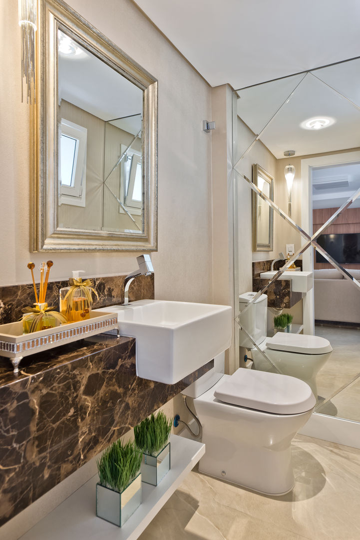 Reforma Sobrado Residencial, Ana Crivellaro Ana Crivellaro Classic style bathrooms Marble