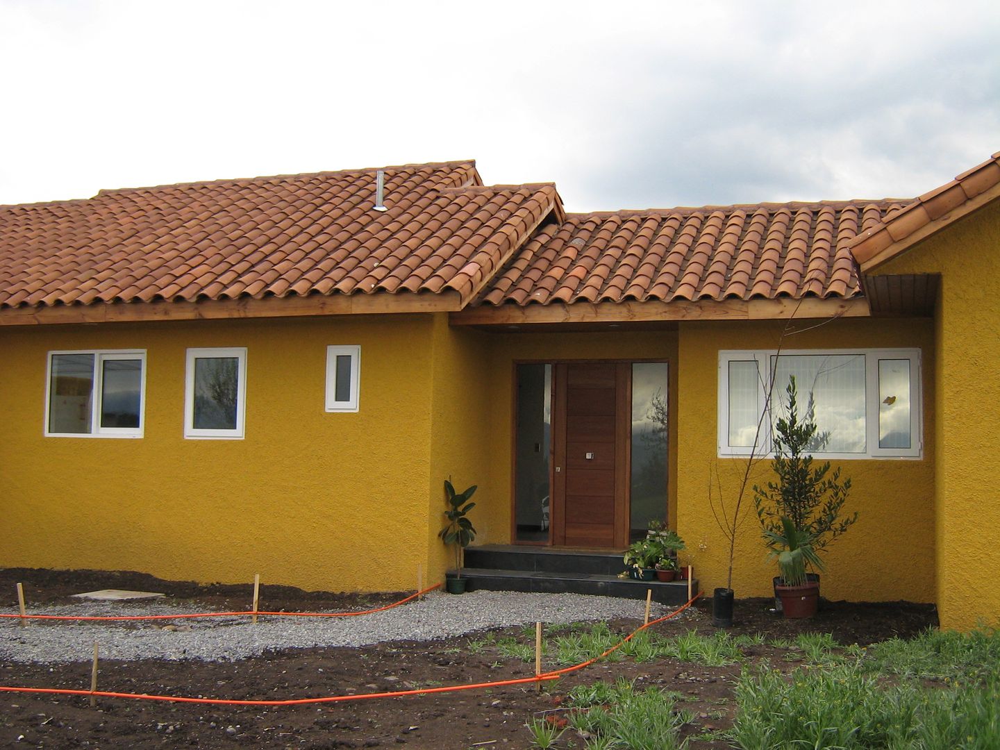 Casa Chicureo, Casas E-Haus Casas E-Haus Colonial style houses