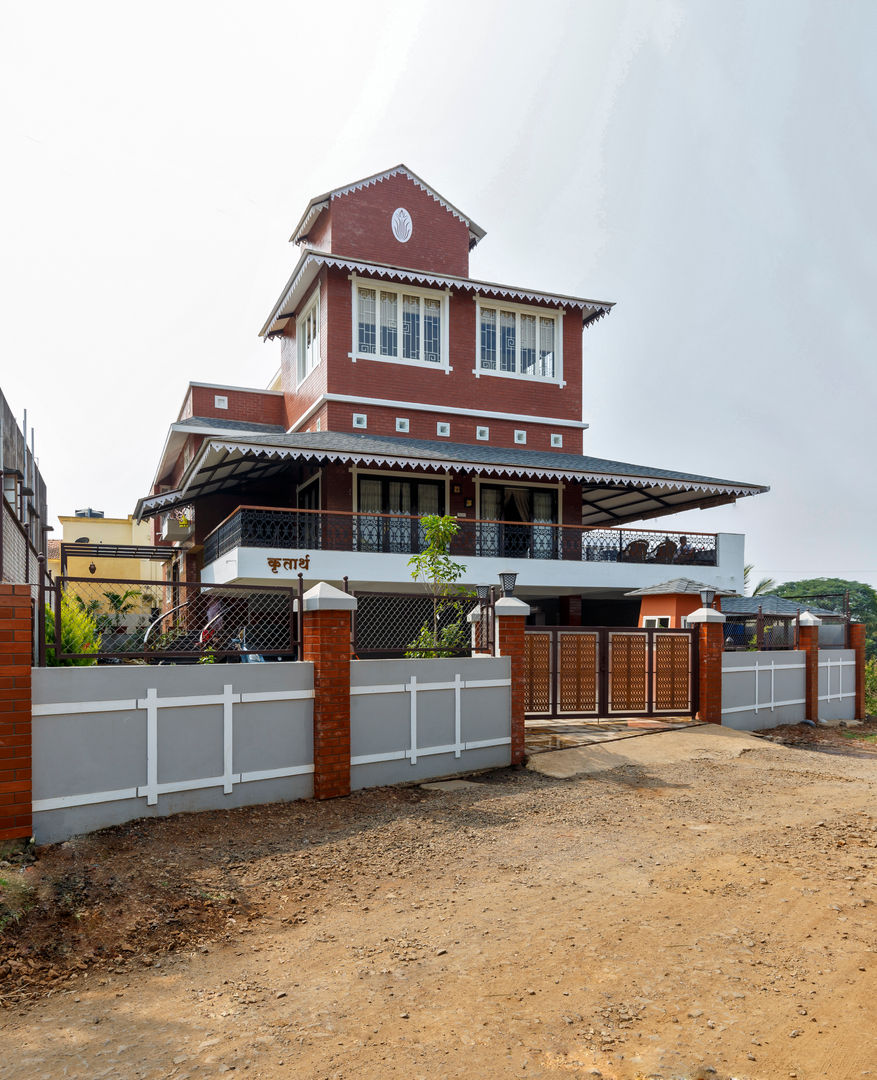 homify Bungalow Gạch ốp lát