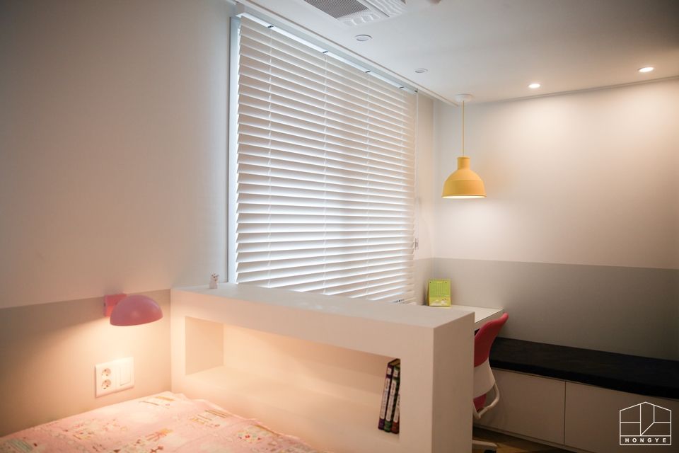 40평대 아파트 인테리어 모아보기, 홍예디자인 홍예디자인 Dormitorios infantiles de estilo minimalista