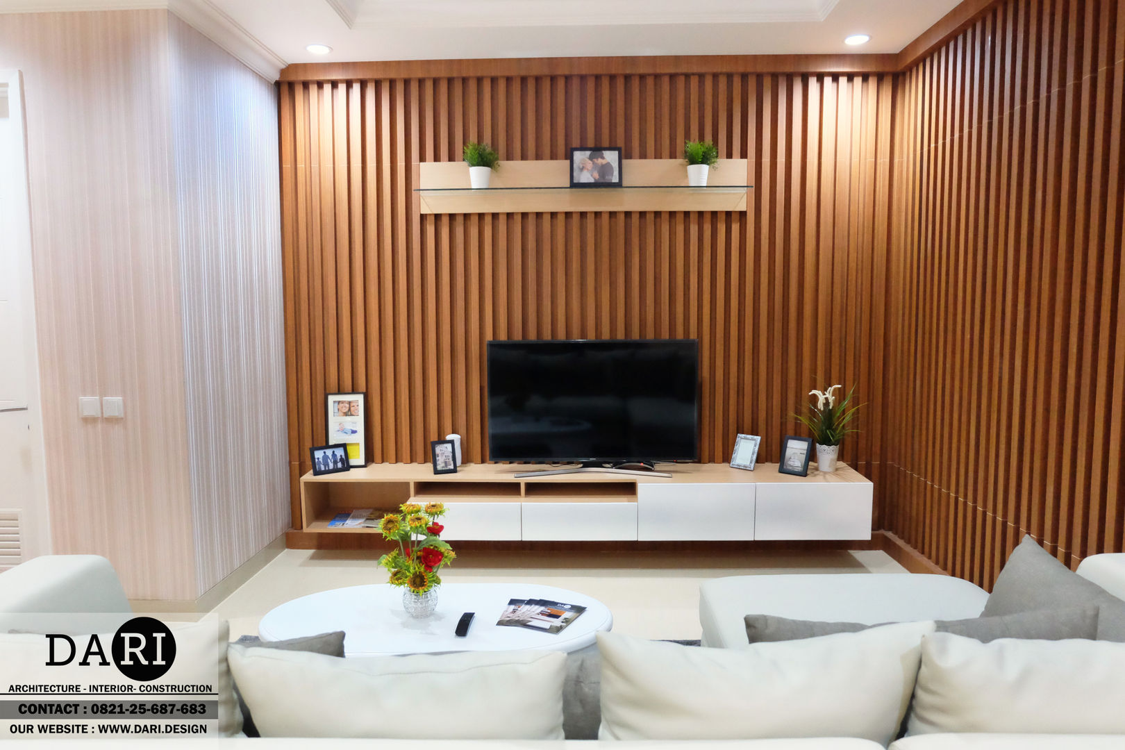 living room cabinet DARI Ruang Keluarga Minimalis Kayu Lapis TV stands & cabinets