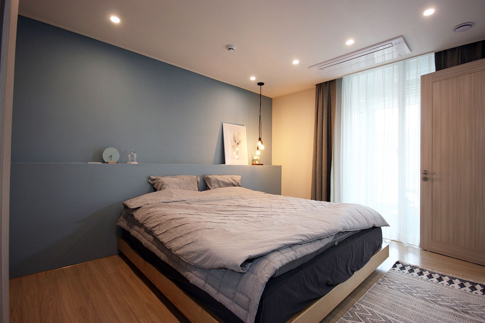 김포 32평 시공을 최소화한 새아파트 홈스타일링, homelatte homelatte Modern style bedroom