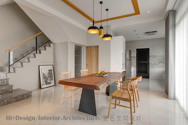 餐廳 Hi+Design/Interior.Architecture. 寰邑空間設計 Modern dining room