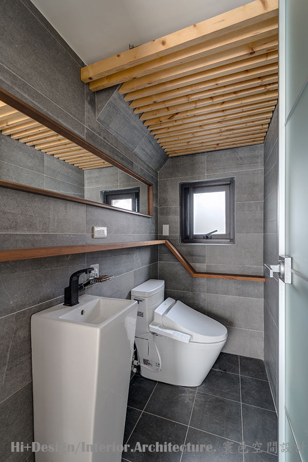 一樓廁所 Hi+Design/Interior.Architecture. 寰邑空間設計 Modern bathroom