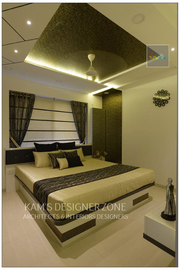Flat interior design of Mr. Sanjay Agarwal, KAMS DESIGNER ZONE KAMS DESIGNER ZONE Klasyczna sypialnia