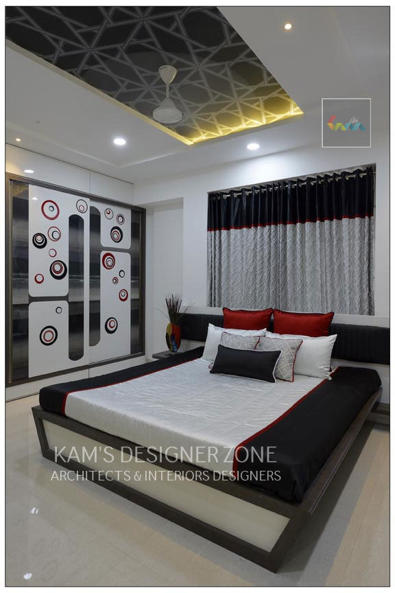 Flat interior design of Mr. Sanjay Agarwal, KAMS DESIGNER ZONE KAMS DESIGNER ZONE Moderne slaapkamers