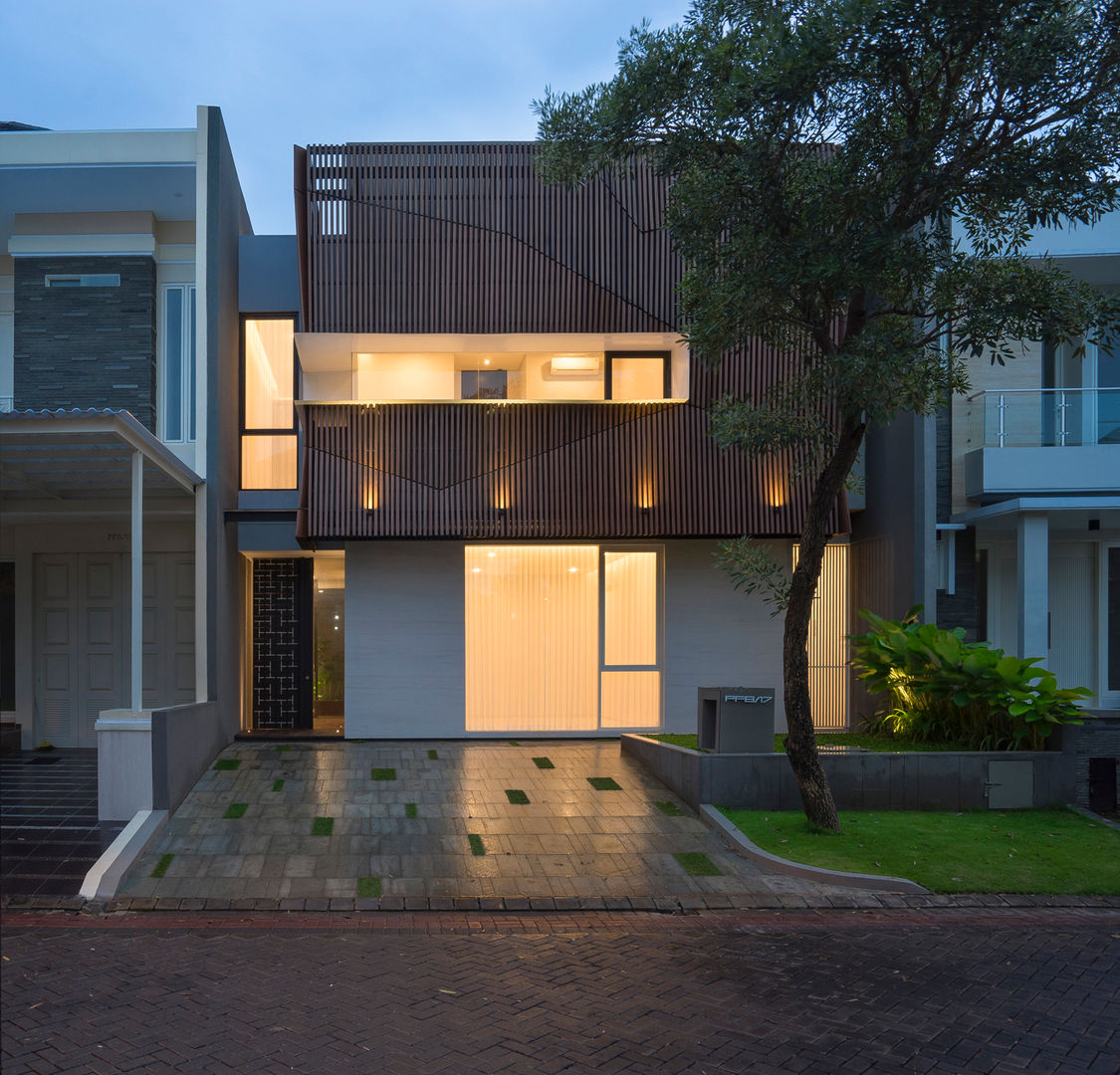 'S' house, Simple Projects Architecture Simple Projects Architecture บ้านและที่อยู่อาศัย เหล็ก