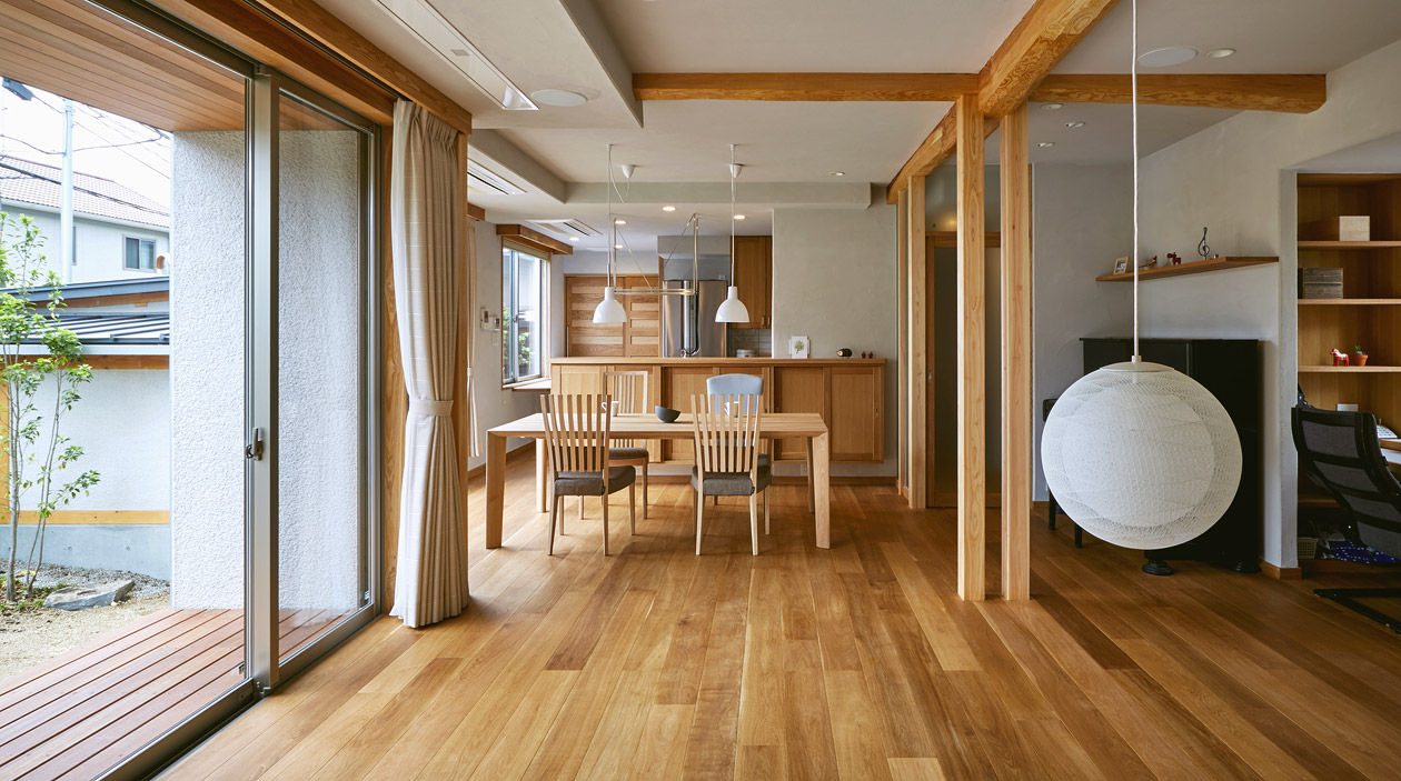 街と交感する家, 竹内建築設計事務所 竹内建築設計事務所 Modern living room