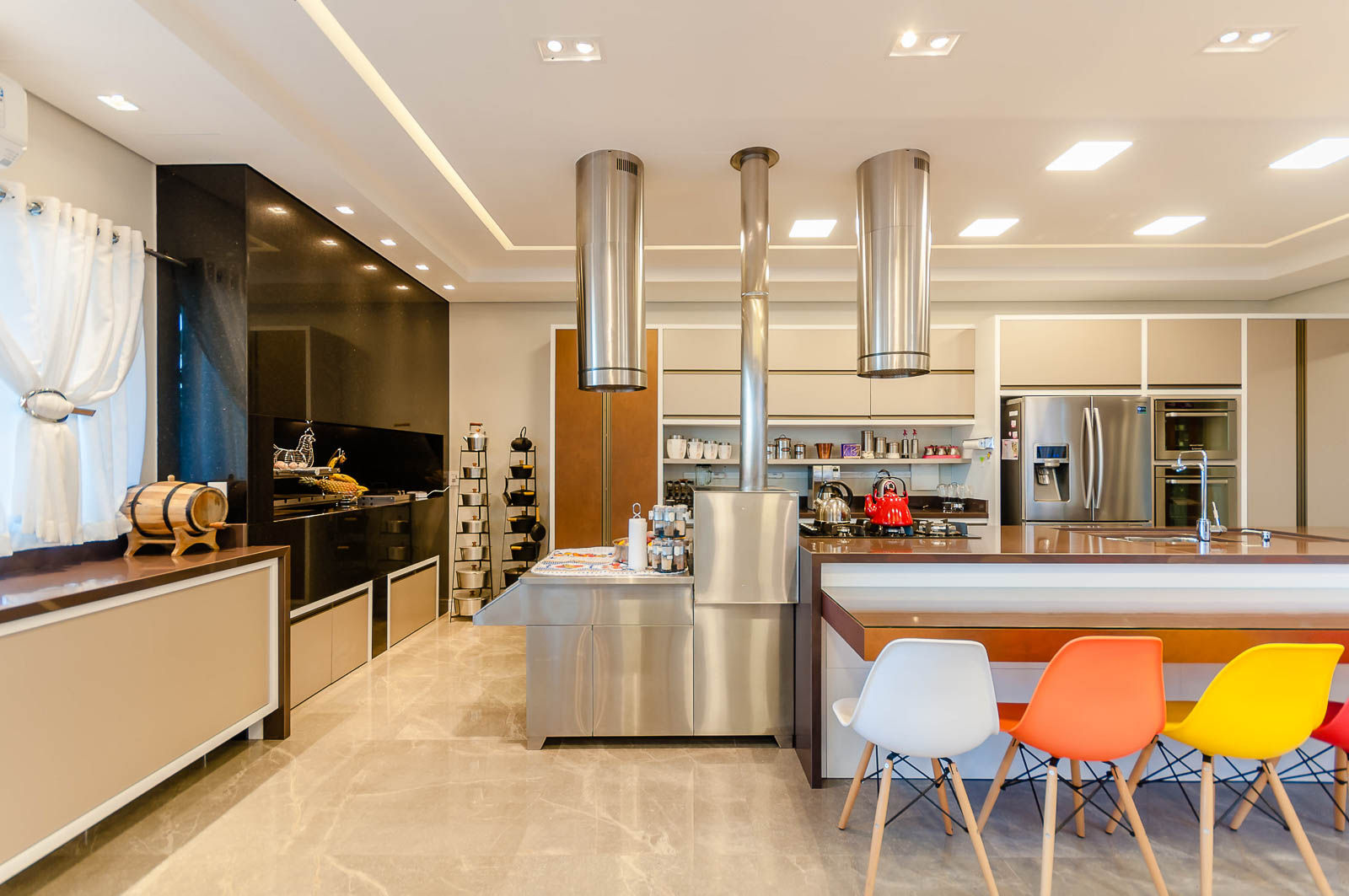 Residência Zona Norte, RHAJA ARQUITETURA RHAJA ARQUITETURA Modern kitchen