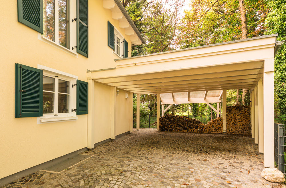 Stadtvilla im mediterranen Stil , wir leben haus - Bauunternehmen in Bayern wir leben haus - Bauunternehmen in Bayern Carport