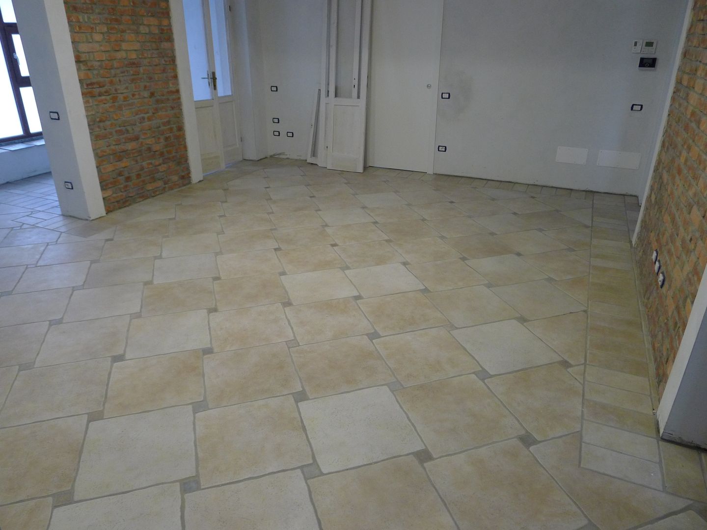 MATERIA E STORIA, Christian Zecchin Architetto Christian Zecchin Architetto Floors