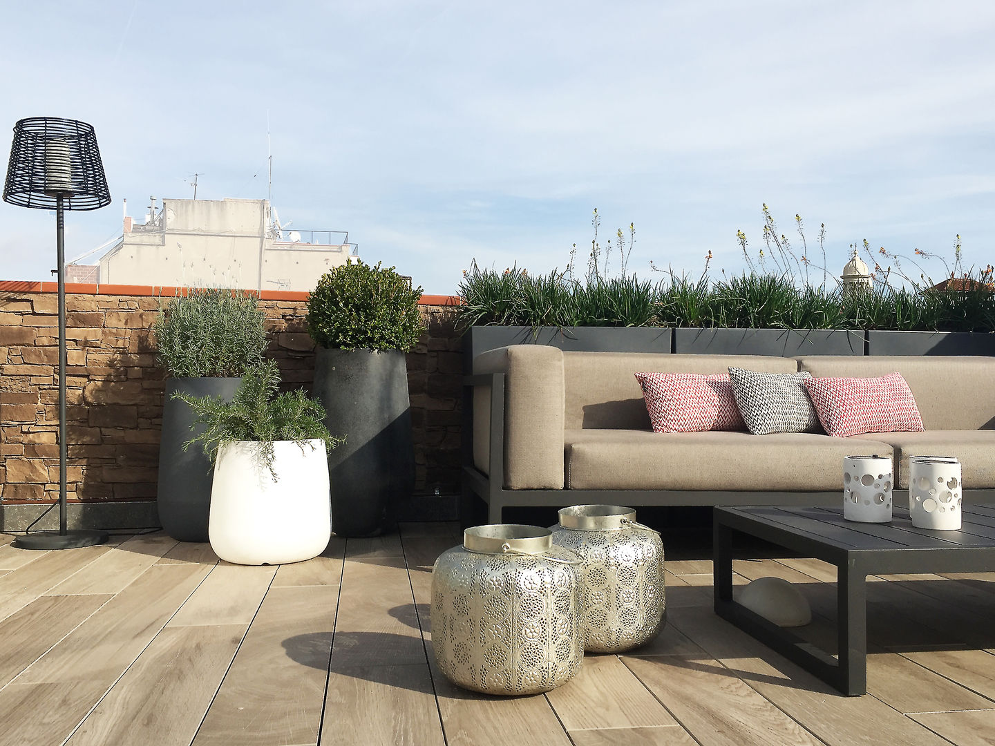 VIVIENDA PARTICULAR - BARCELONA, BURESINNOVA S.A. BURESINNOVA S.A. Terrace Accessories & decoration