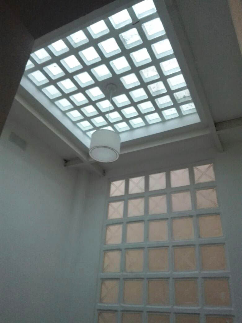 Nuevo techo de ladrillos de vidrio KorteSa arquitectura