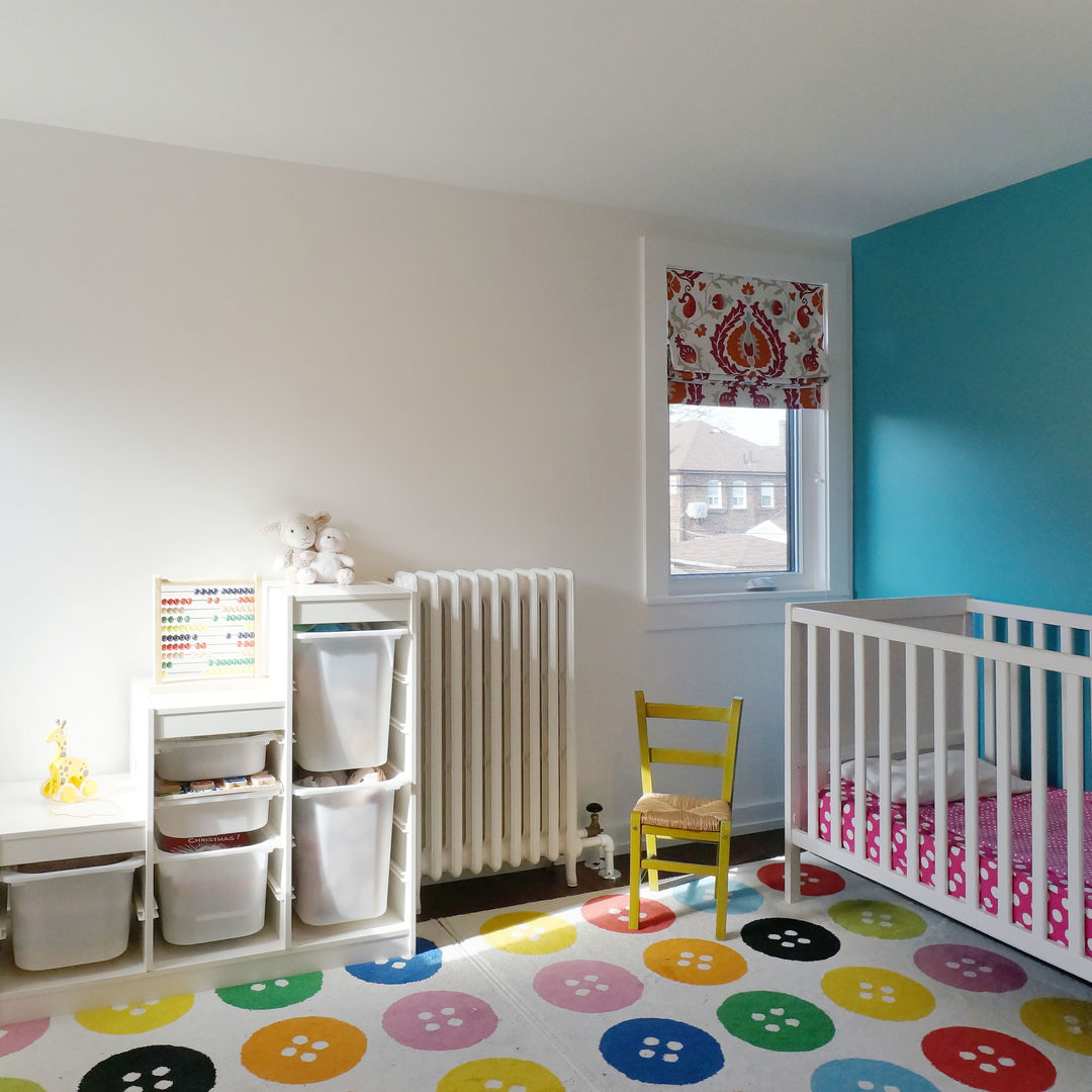 Oakwood Village House - Kid's Room Solares Architecture Baby room Wood Wood effect