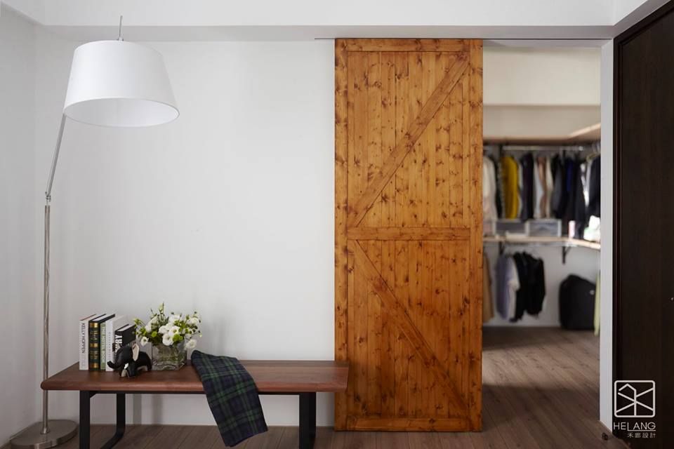 更衣室 禾廊室內設計 Industrial style dressing rooms Wood Wood effect