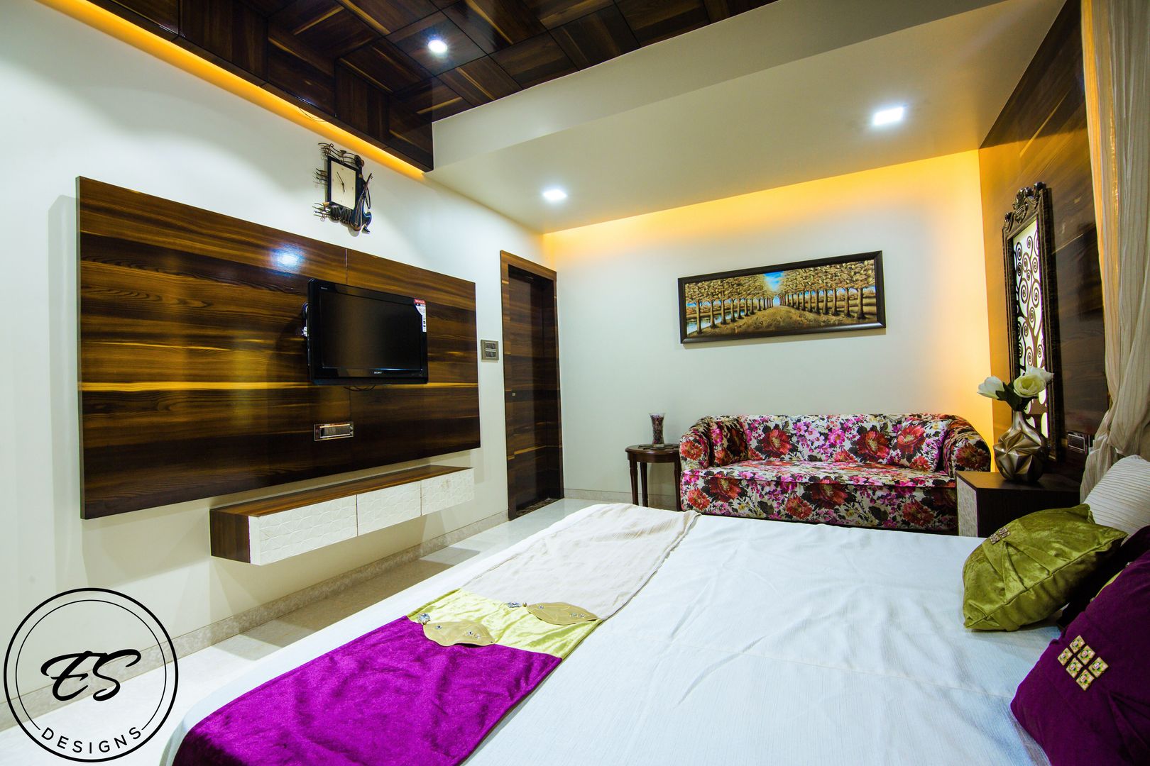 Goel's, Aanandam World City, Raipur, ES Designs ES Designs Bedroom