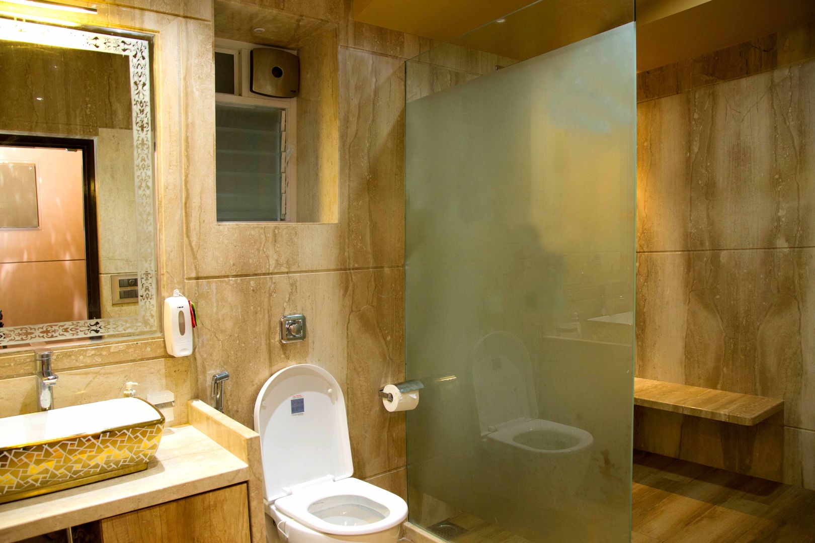 Ms. Suman, Chembur, Aesthetica Aesthetica Modern bathroom