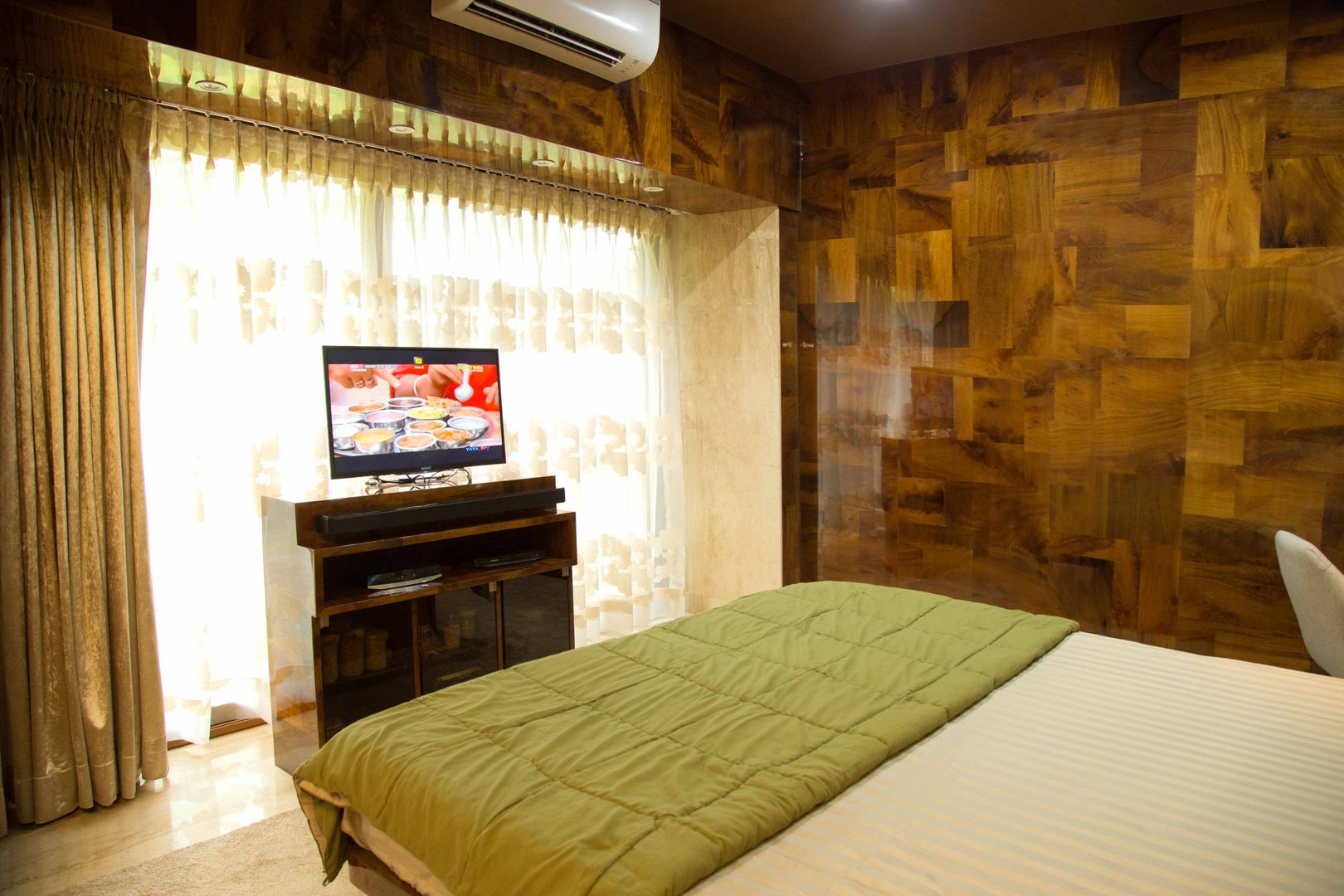 Ms. Suman, Chembur, Aesthetica Aesthetica Modern style bedroom