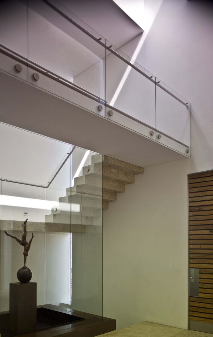 homify Escaleras Mármol