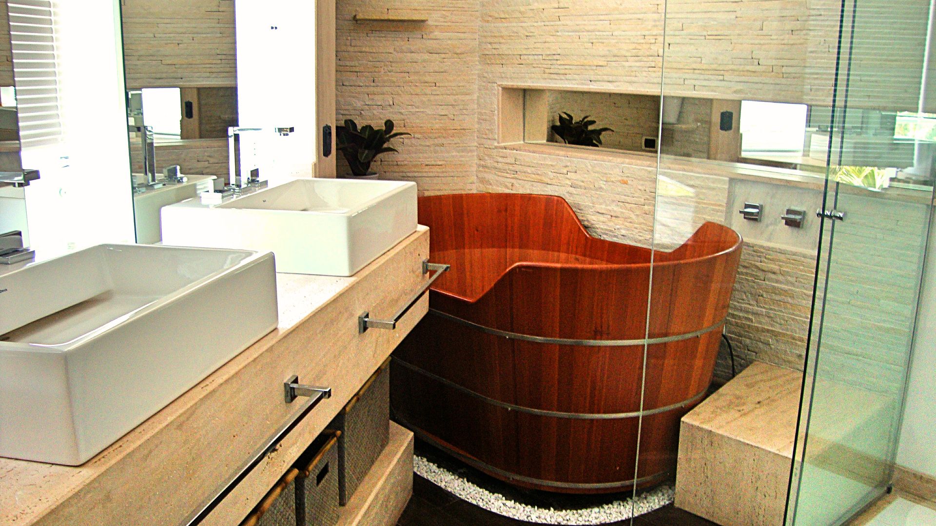 homify Salle de bain moderne