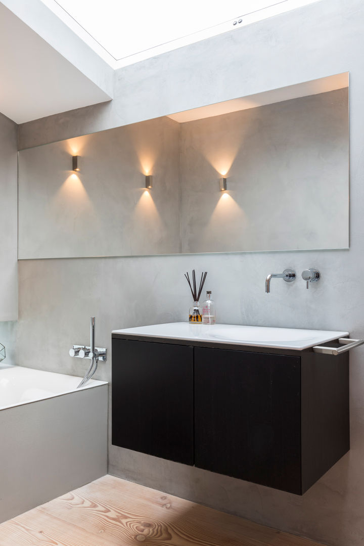 Bathroom Cemlux Banheiros modernos Concreto