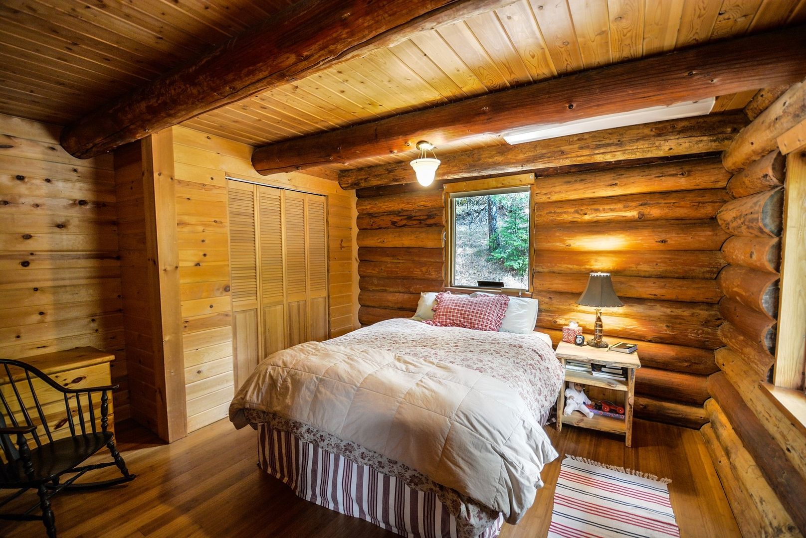 homify Rustic style bedroom