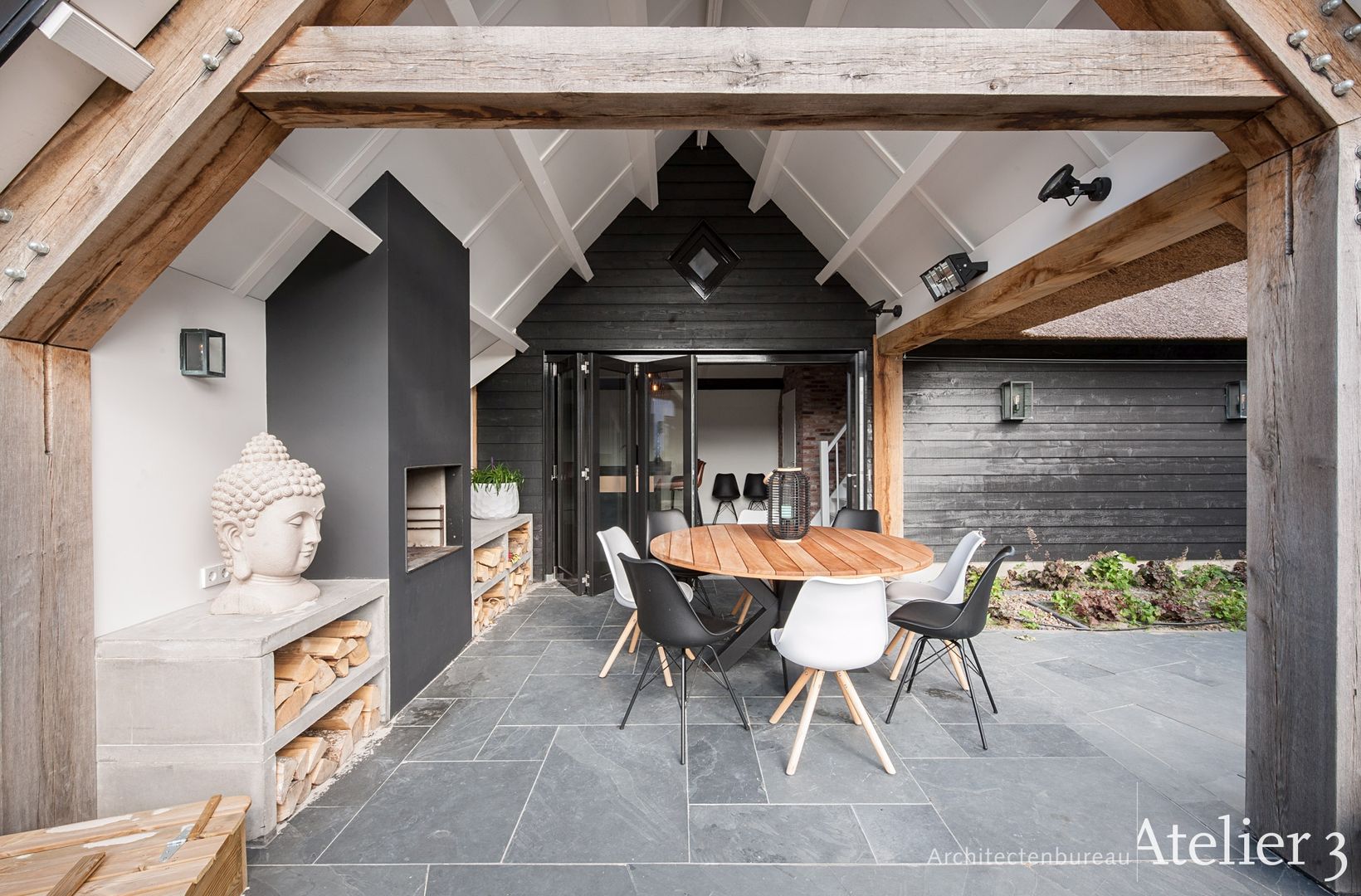 Landelijke villa in Castricum, Architectenbureau Atelier3 Architectenbureau Atelier3 فيلا حجر