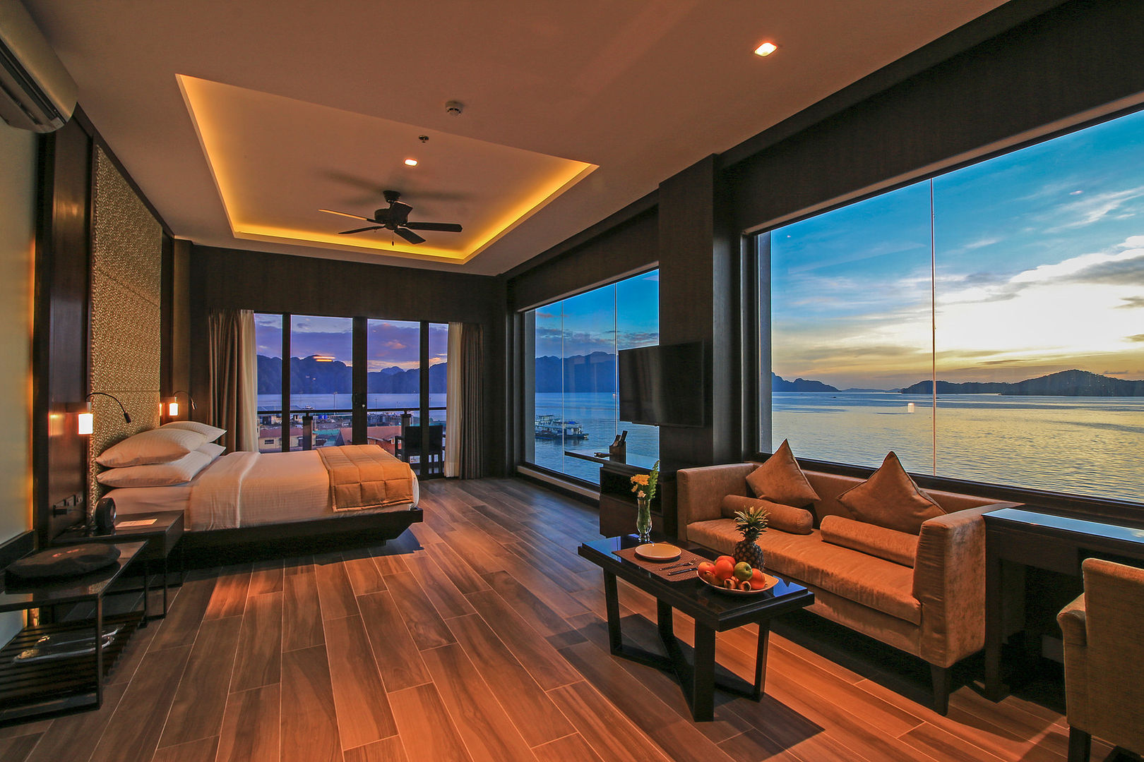 Two Seasons Coron Bayside Hotel, GDT Design Studio + Architects GDT Design Studio + Architects Espaços comerciais Hotéis