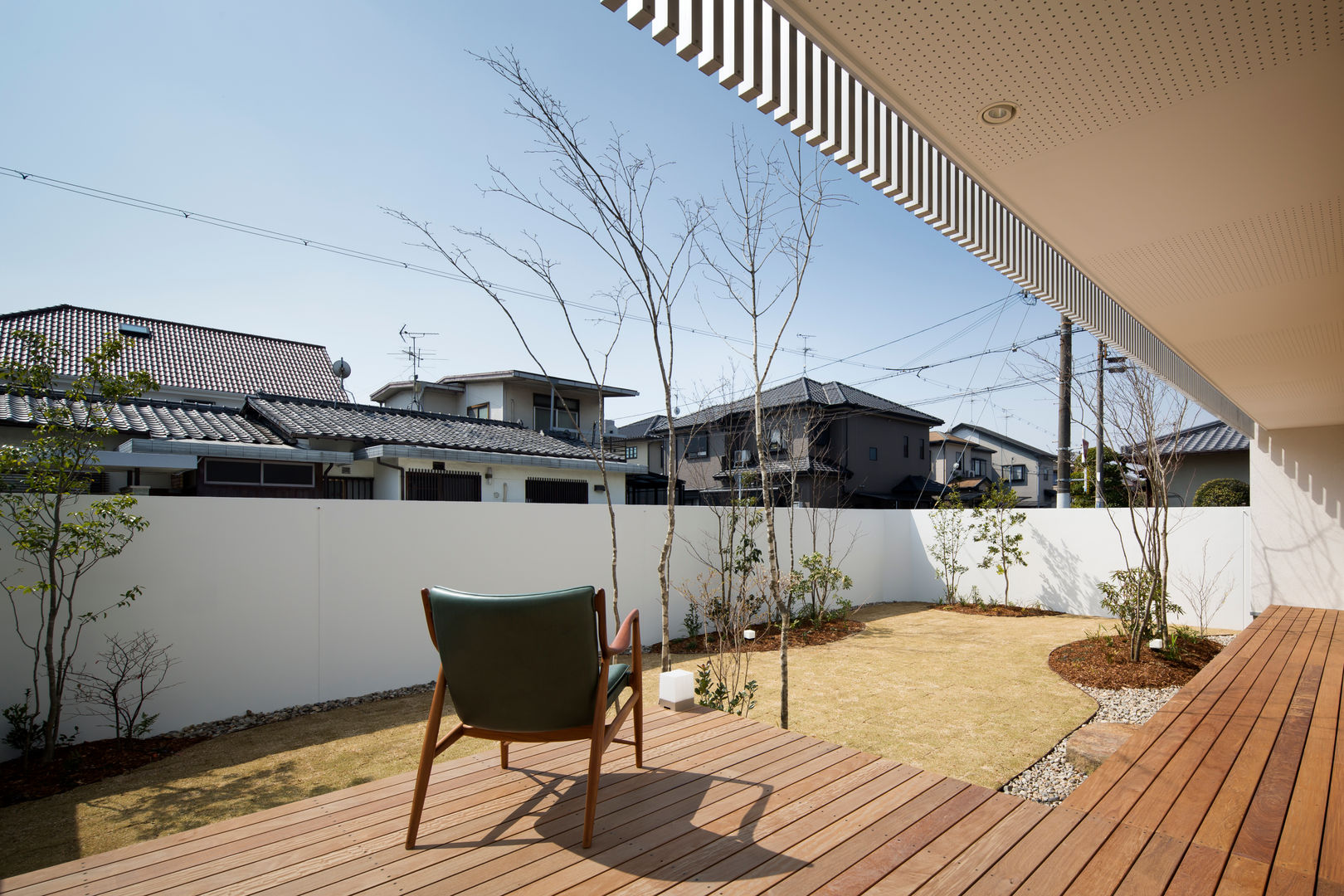 松原の家, 吉川弥志設計工房 吉川弥志設計工房 Jardines de estilo moderno