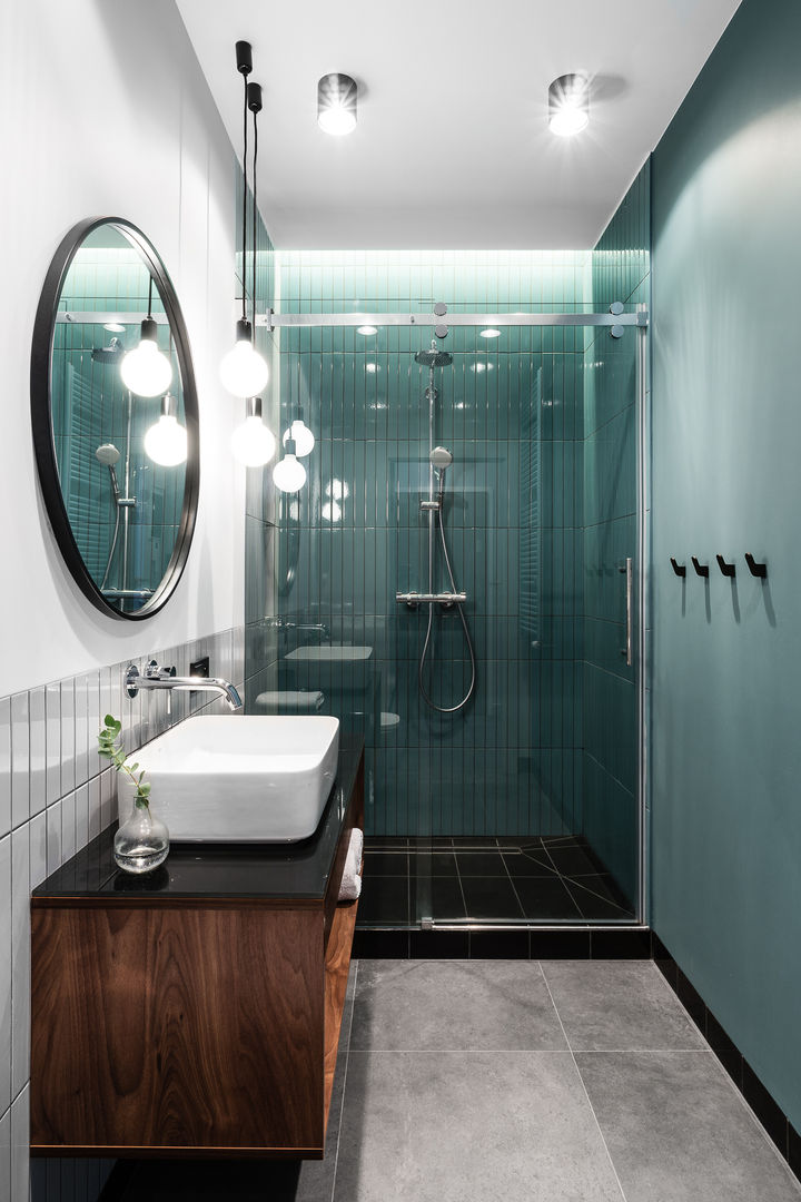 homify Modern Banyo Seramik