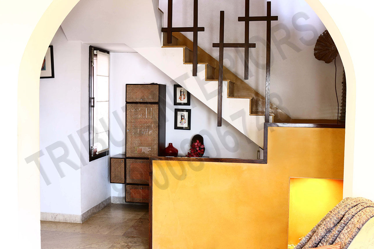 Heritage City 2, Tribuz Interiors Pvt. Ltd. Tribuz Interiors Pvt. Ltd. Modern corridor, hallway & stairs