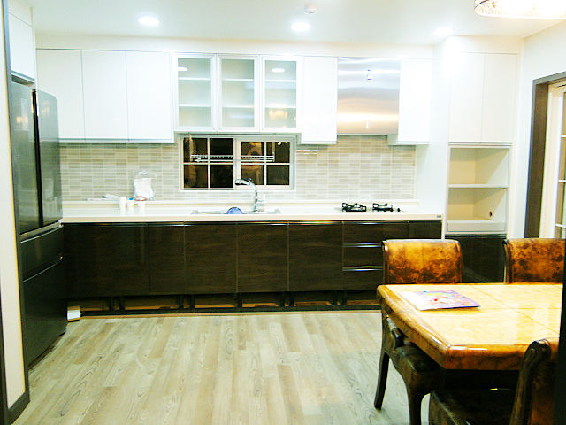 세종시 청벽마을 45평형 ALC친환경 리모델링, W-HOUSE W-HOUSE Kitchen units Tiles