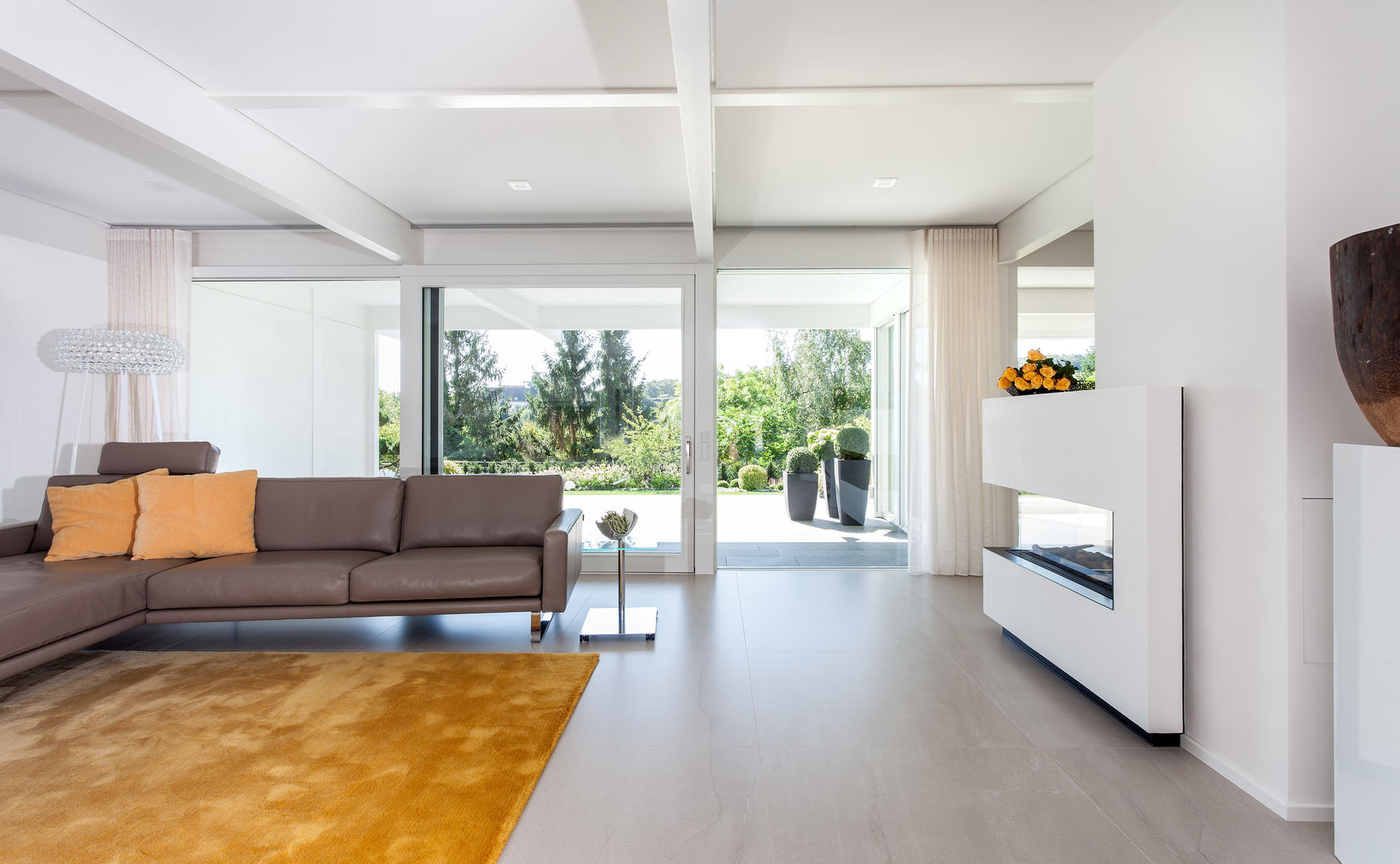 A dream home that is good for the soul DAVINCI HAUS GmbH & Co. KG Modern living room