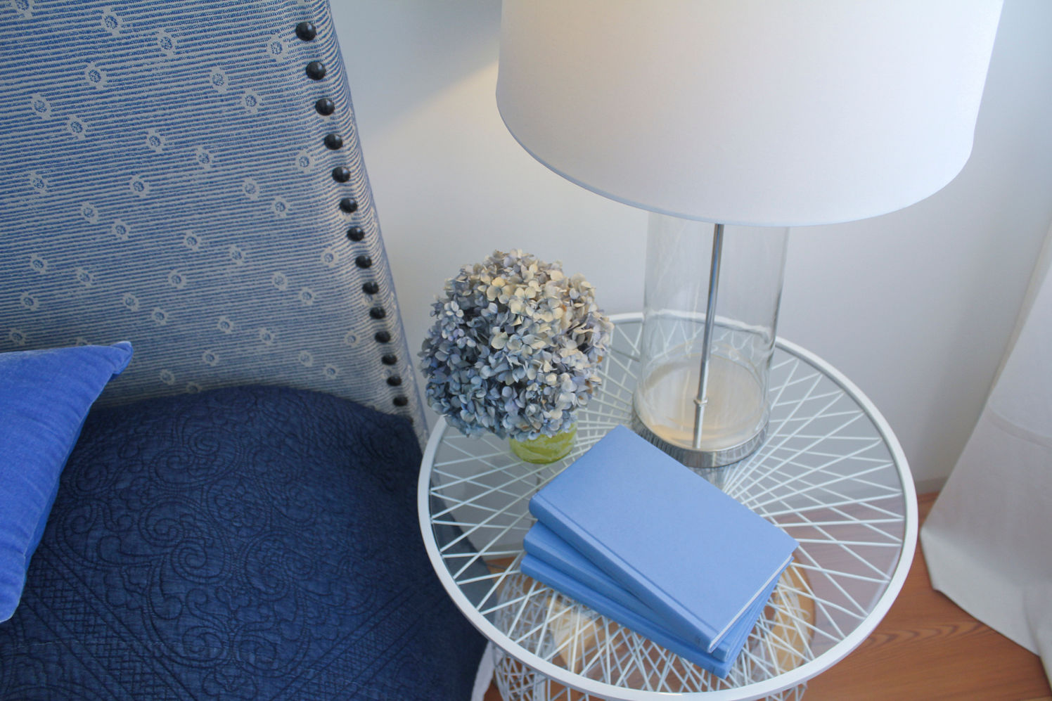 Bedroom feature homify Modern style bedroom Metal bedside table,desk lamp,books,bed,blue,holliday fell,holliday apartment,holliday house,beach house,feature,designers,interior designer