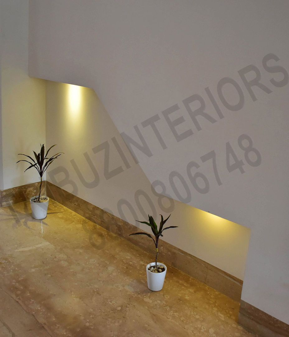 Villa, Tribuz Interiors Pvt. Ltd. Tribuz Interiors Pvt. Ltd. Eclectic style corridor, hallway & stairs