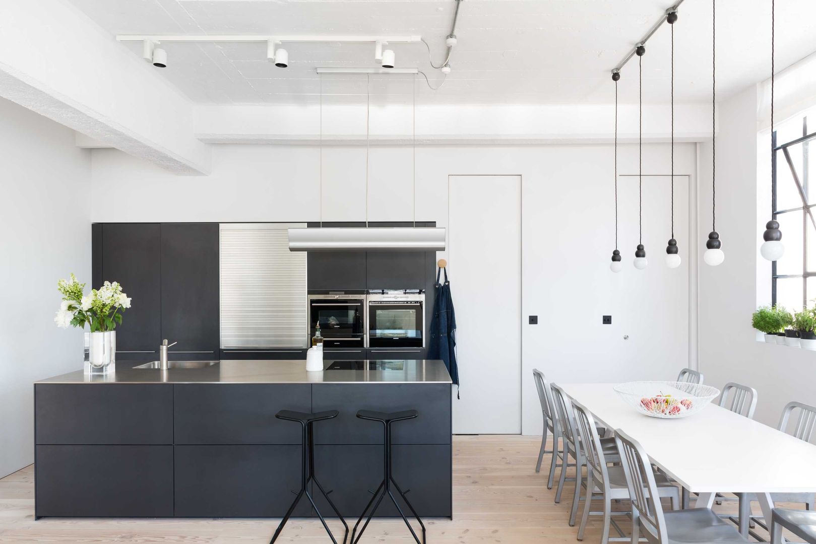 Loft Living Kitchen Architecture Kitchen kitchen architecture,bulthaup,bulthaup b3,bespoke kitchen,contemporary kitchen,dark kitchen,stainless steel,integrated kitchen,open plan,kitchen dining,kitchen island,breakfast bar