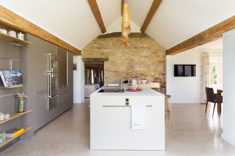 Thatched cottage Kitchen Architecture Modern kitchen kitchen architecture,bulthaup,bulthaup b3,bespoke kitchen,contemporary kitchen,kitchen island,breakfast bar,integrated kitchen,thatched cottage,open plan kitchen