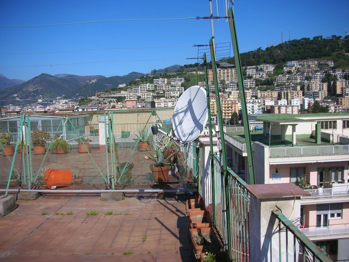 UN GIARDINO ITALIANO - PENSILE CON SORPRESA, emilio coppola architetto emilio coppola architetto