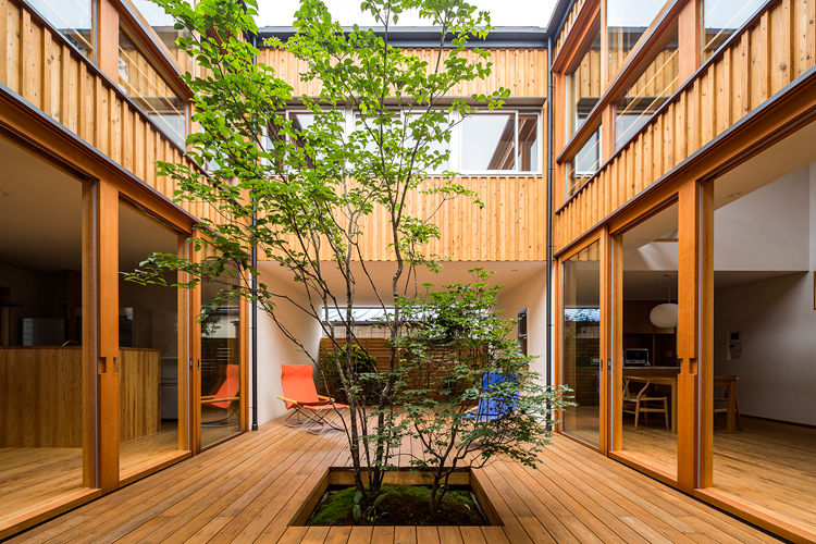 中一の沢・光庭のある家, 中山大輔建築設計事務所/Nakayama Architects 中山大輔建築設計事務所/Nakayama Architects Jardin original