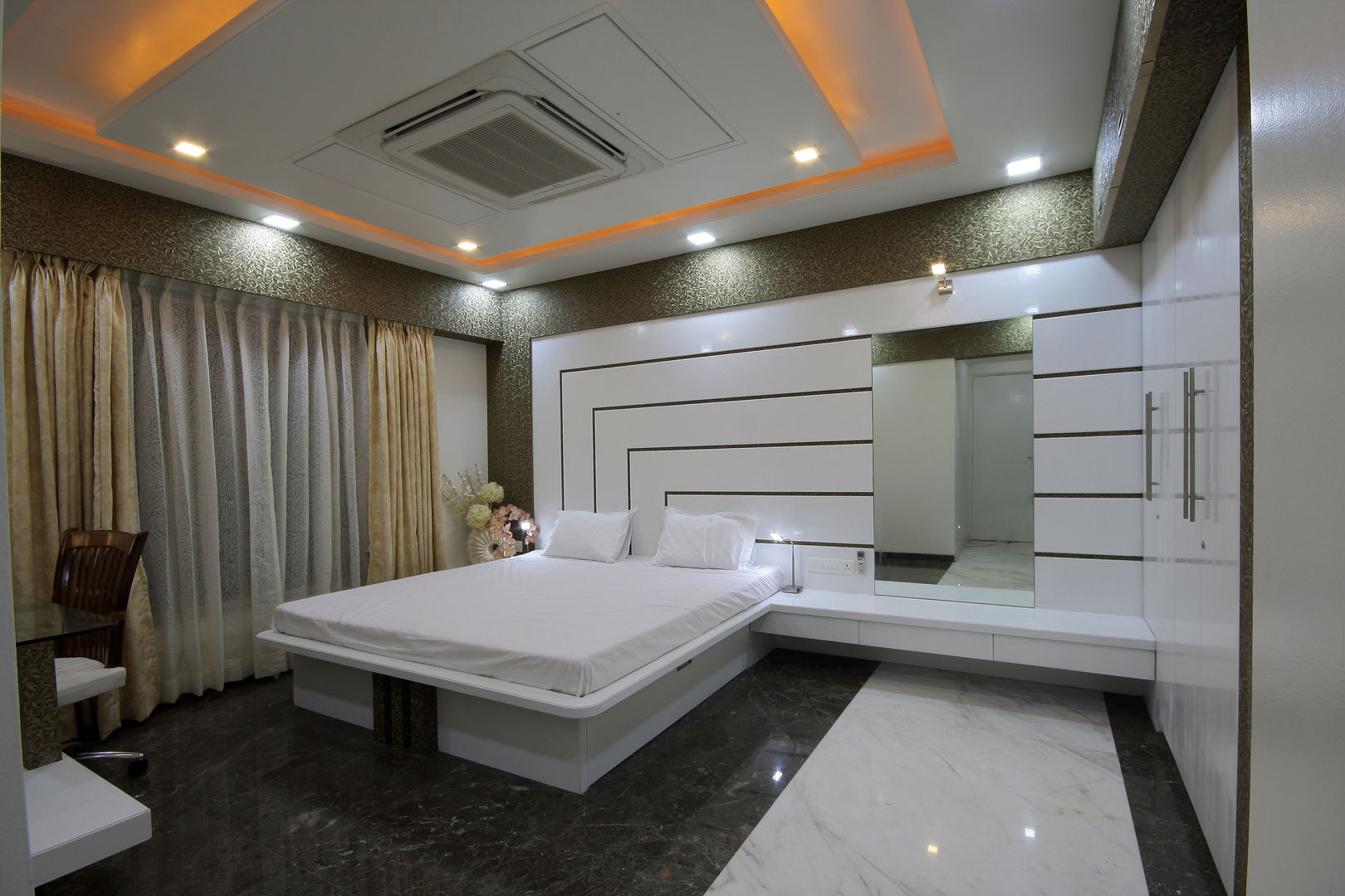 Residence - Mr. Mane, Pune. Spaceefixs Modern style bedroom