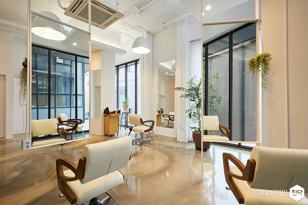 프레스카 헤어, IRO Design IRO Design Nowoczesny salon