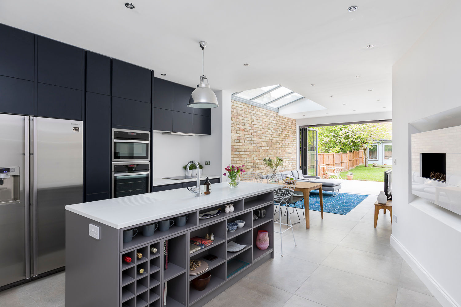 High Barnet Terrace House Transformation, Model Projects Ltd Model Projects Ltd Modern kitchen