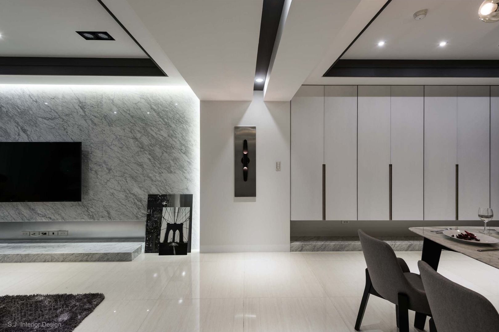 簡．溫 湘頡設計 现代客厅設計點子、靈感 & 圖片 大理石，電視牆，現代風，飯店宅，客廳