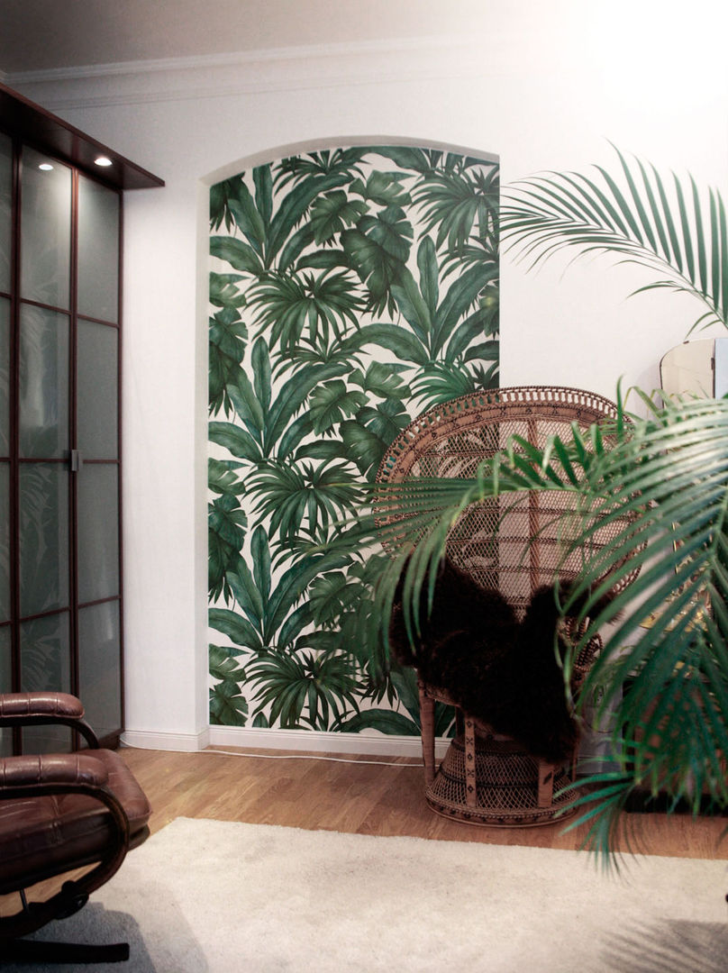 Tropic Bedroom MM STUDIO - INTERIORS BERLIN Tropische Schlafzimmer Bambus Grün tropic Bedroom,palmen tapete,wallpaper,tropisch,exotisch,peacock chair,urban jungle,jungel interior,green,schlafzimmer